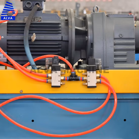 8FT Holzbearbeitungsspindellose Furnierschäldrehmaschine für die Furniersperrholzproduktion